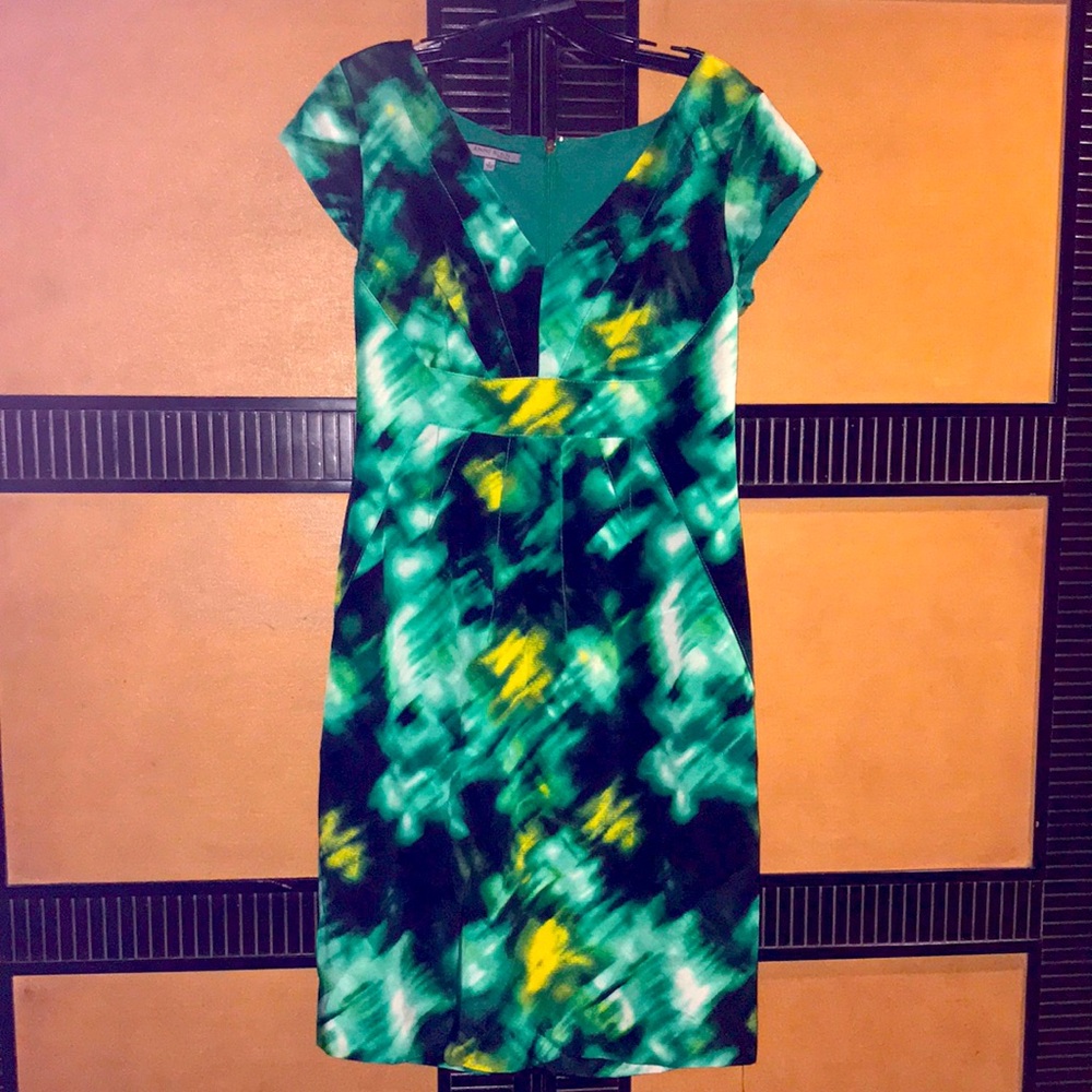 Anne Klein v-neck fitted dress